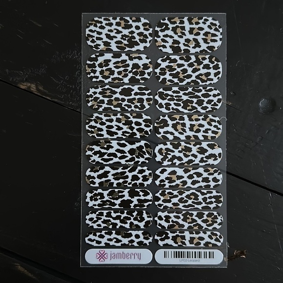 jamberry Leopard Print Nail Wraps - Leopard - Picture 3 of 7